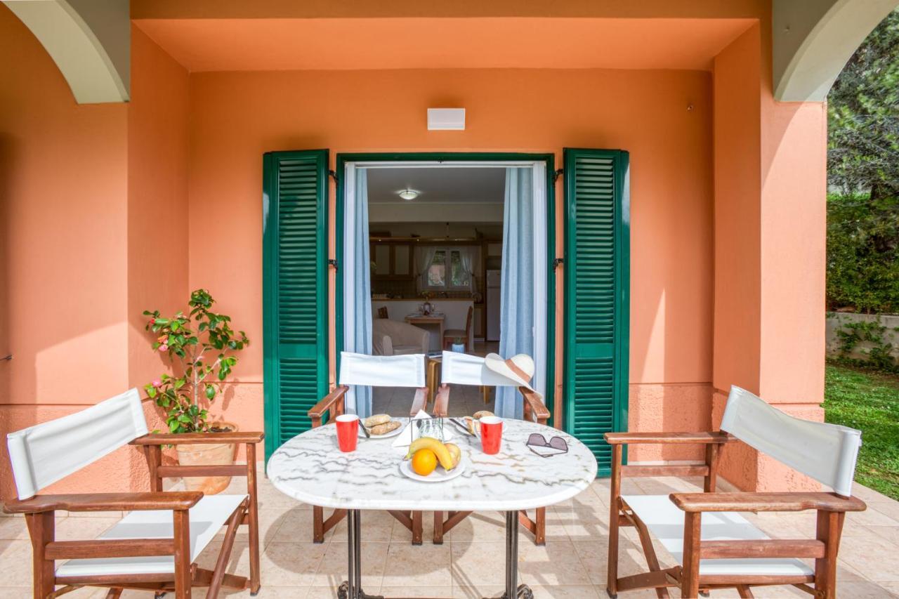 Dimeli Junior Apartment At The Beach バルバティ エクステリア 写真