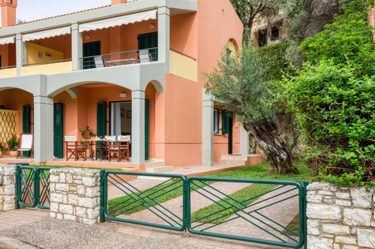 Dimeli Junior Apartment At The Beach バルバティ エクステリア 写真
